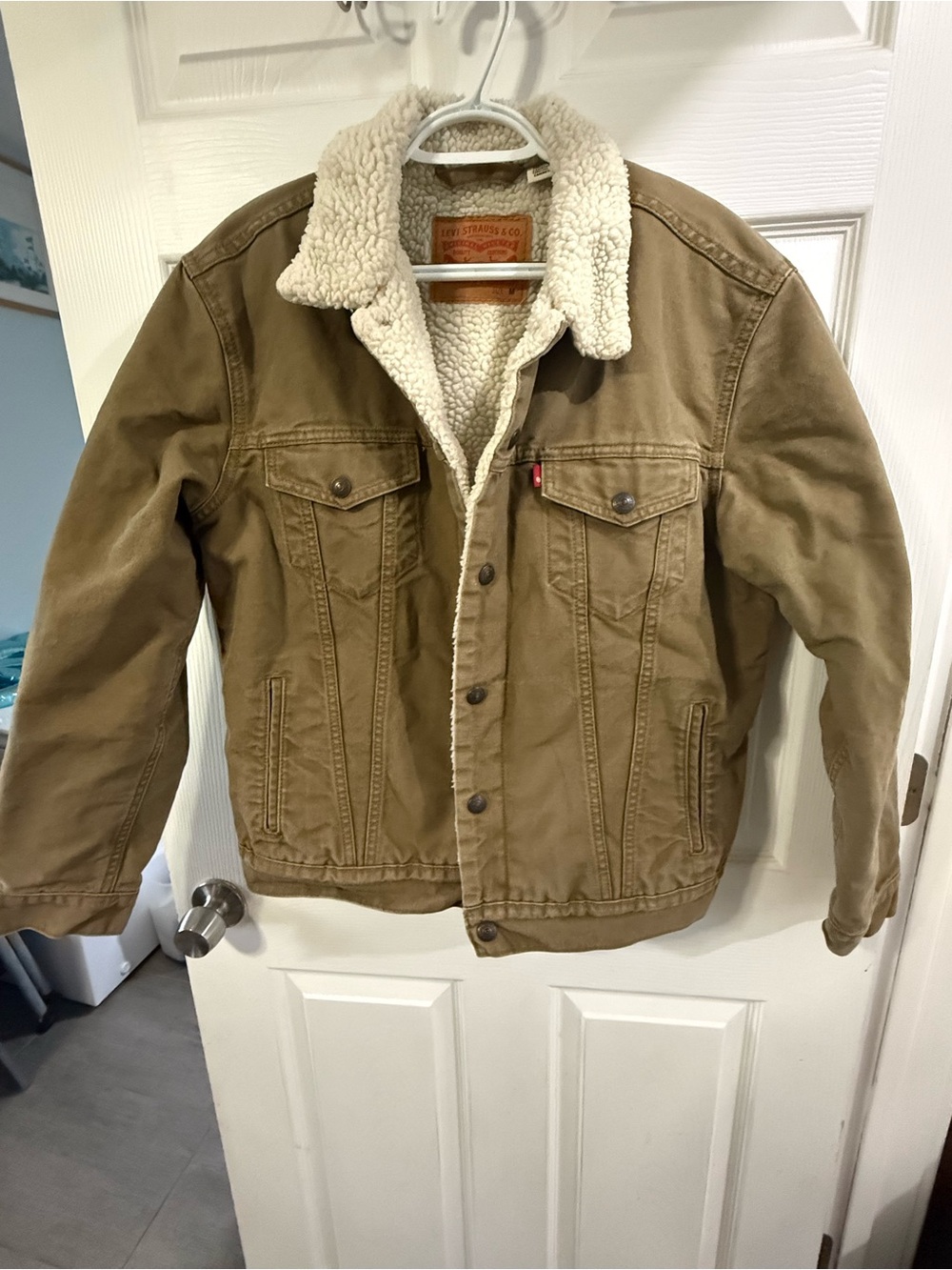 Levi's Tan Sherpa-Lined Jacket - Picture 1 of 4